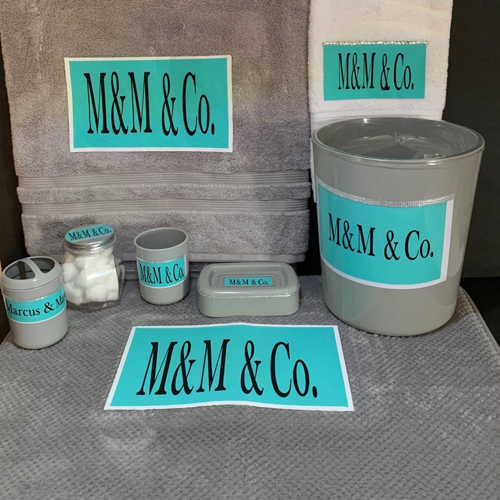 Custom 8pc Bathroom Set - Picture 2 of 4